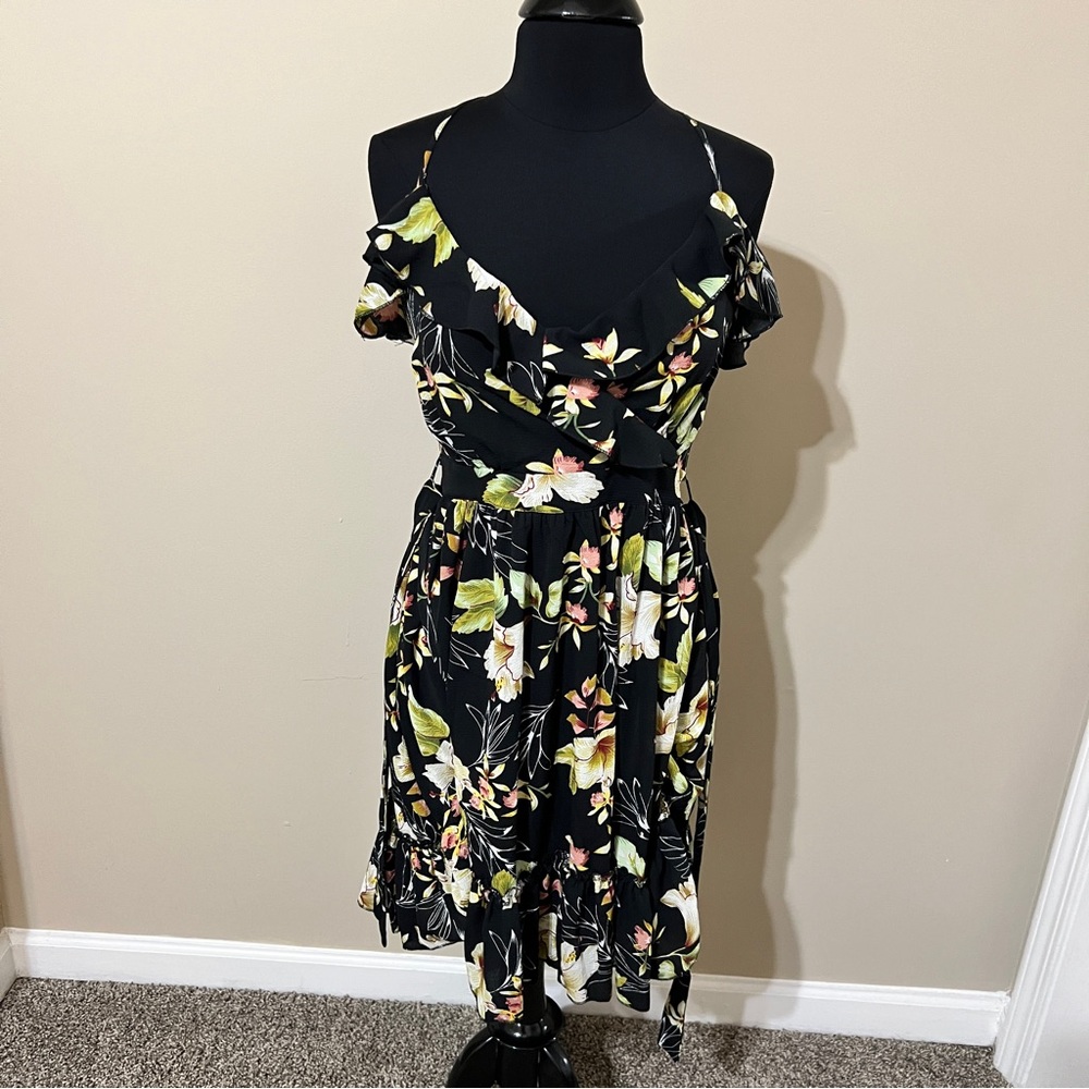 ASOS Floral Ruffle Dress - Picture 4 of 8